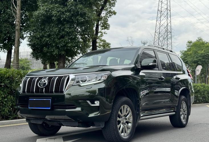 丰田普拉多越野视频(普拉多越野车视频)