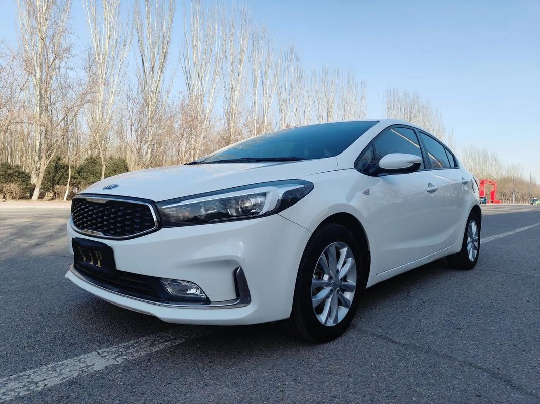 【起亚k3新车报价2021款时尚版,起亚k3新车价格及图片】