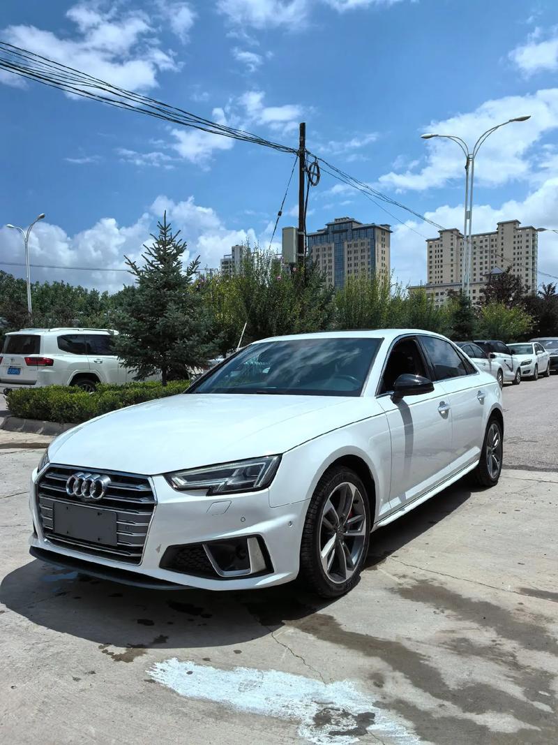 奥迪a4车系首页图片,奥迪a4汽车图片大全