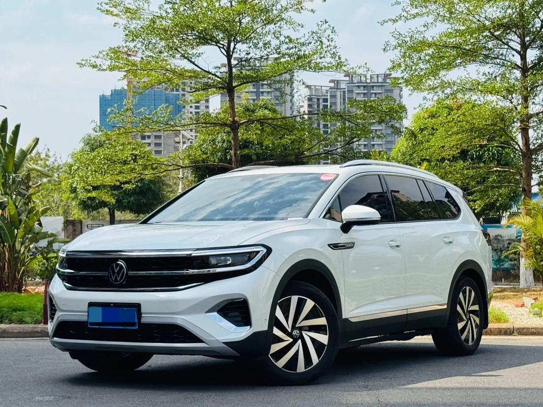 一汽大众揽境380/一汽大众揽境380四驱豪华版