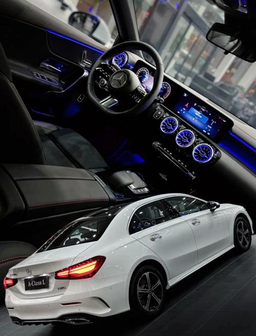 【奔驰20万左右的车,奔驰30万左右的车】