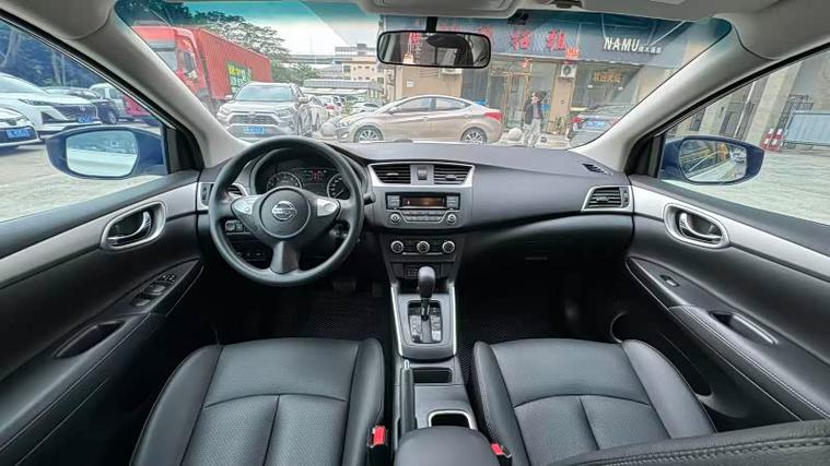 21款轩逸内饰图片/21款新轩逸经典中控图片