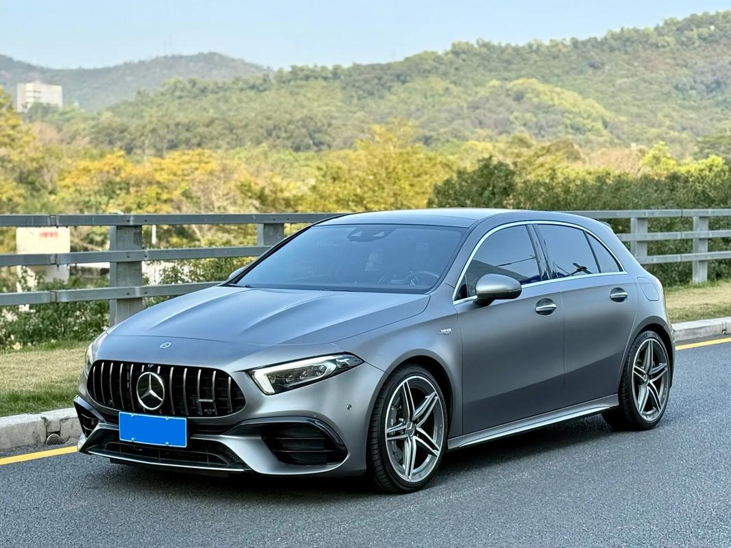 奔驰a45二手多少钱/奔驰a45值多少钱