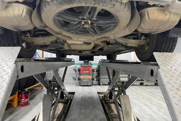 长安福特全新锐界l(长安福特全新锐界底盘前副照片)