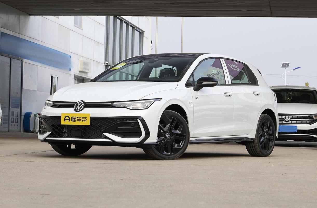 【高尔夫汽车2025款图片价格表,高尔夫汽车2025款图片价格表手动挡车型】