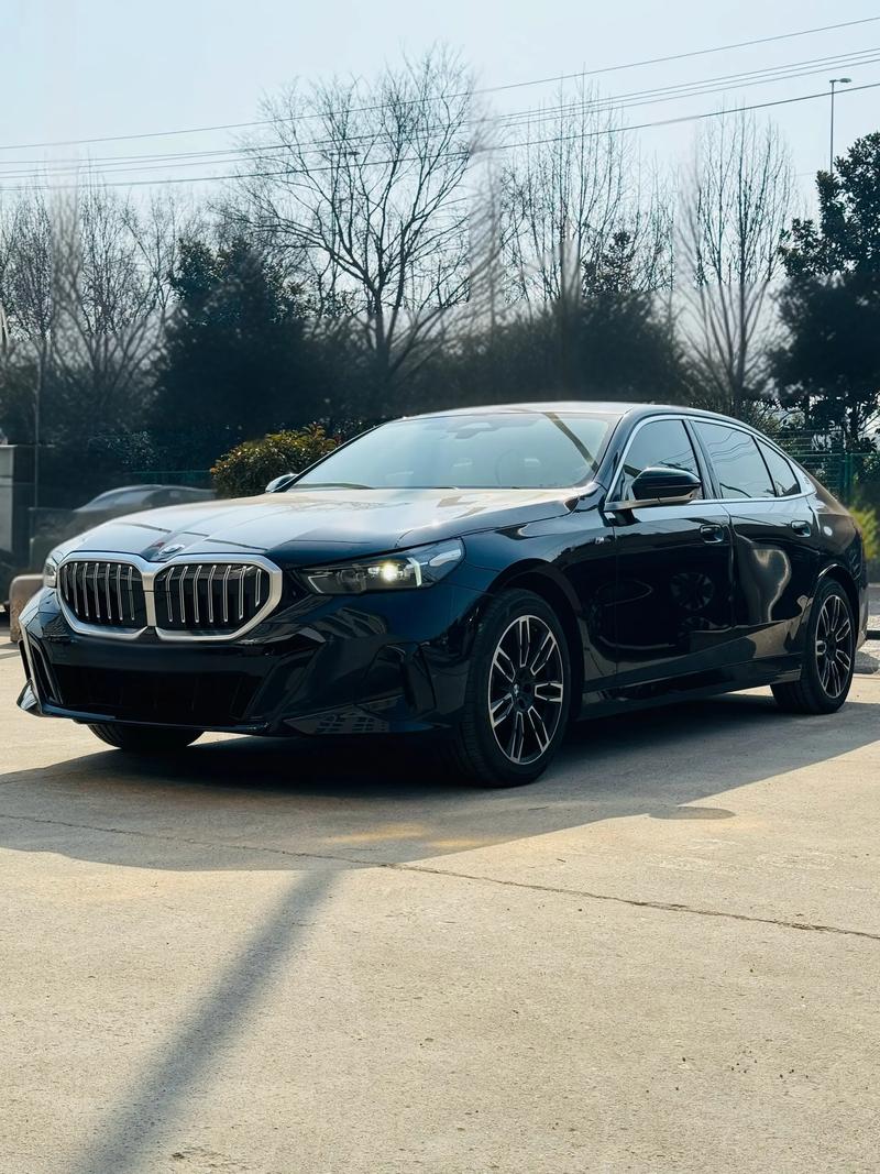 【全新宝马5系2024款,2022款5系宝马】