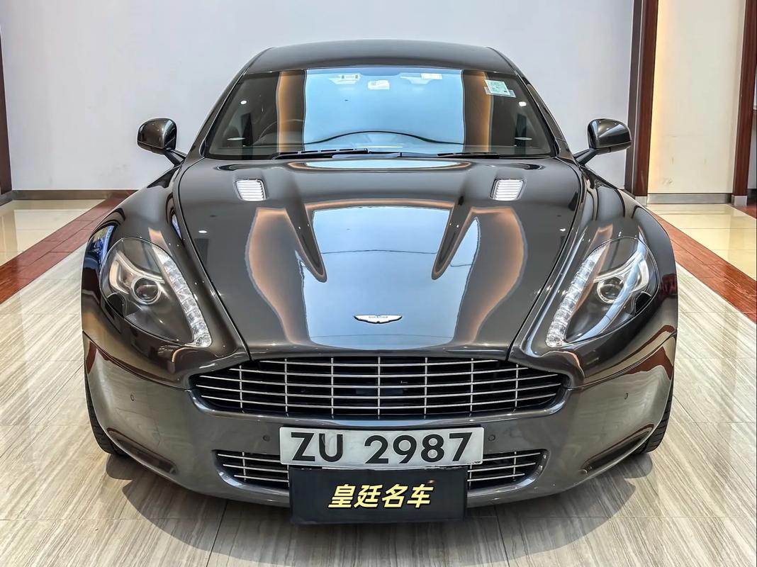 一辆阿斯顿马丁多少钱/一辆阿斯顿马丁多少钱啊