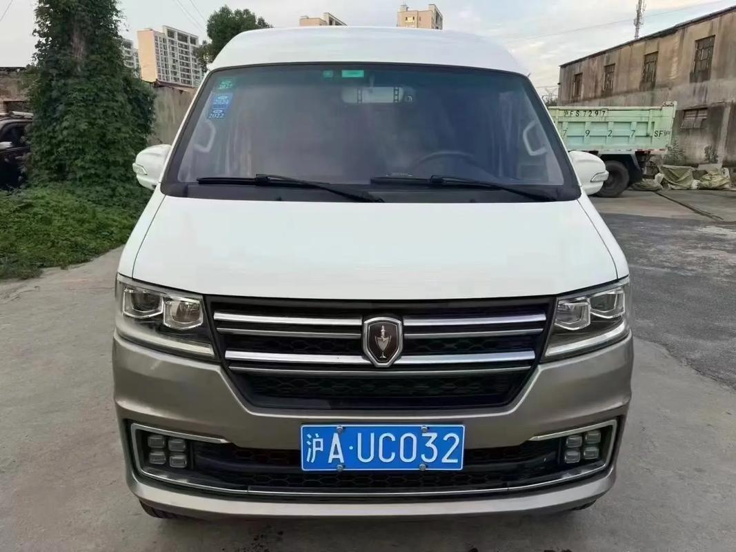 华晨金杯7人座价格(华晨金杯suv7座)