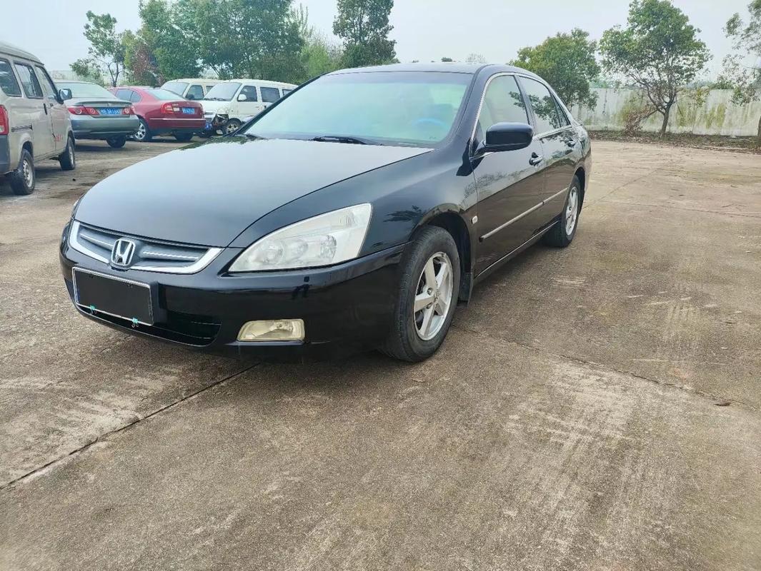 07款的雅阁现在还能买吗(07年的雅阁怎么样)