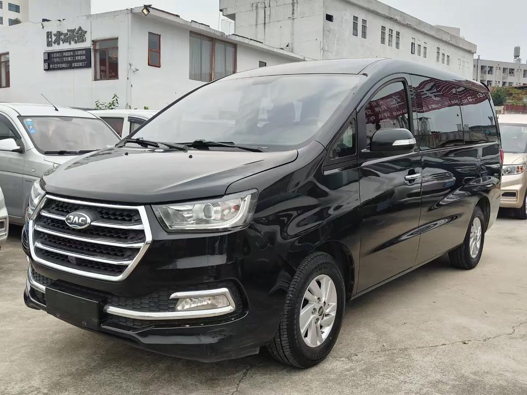 瑞风7座商务二手车个人出售(瑞风商务车7座m4二手车报价和图片)