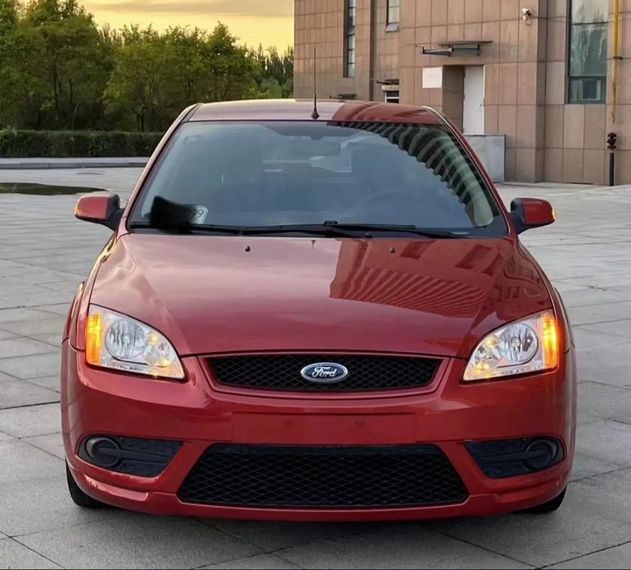 09款福特福克斯图片(09款福克斯图片欣赏)