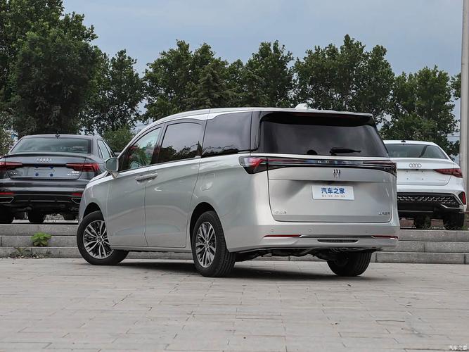 别克gl8价格配置,别克gl8价位