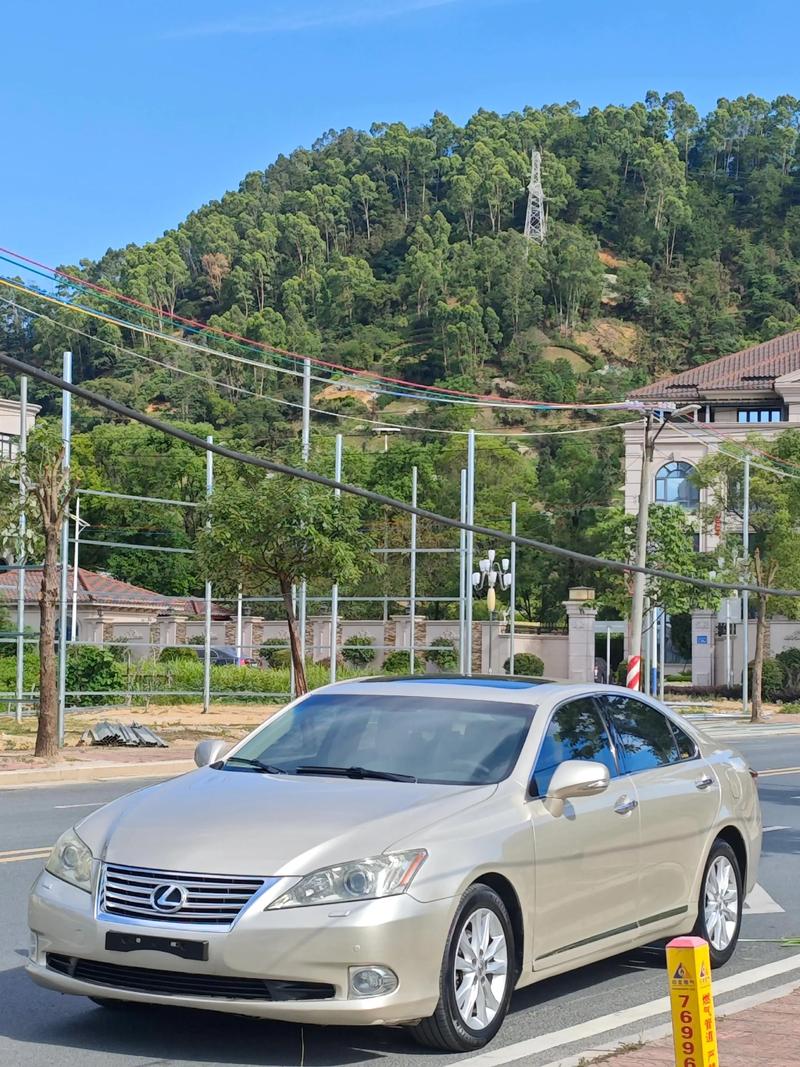 11年雷克萨斯es240多少钱 2011款雷克萨斯es240配置