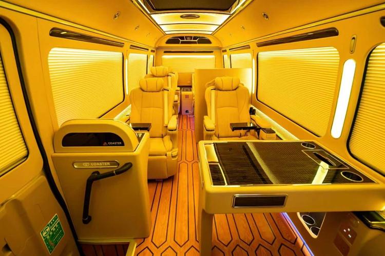 【丰田考斯特12座豪华版价格,丰田考斯特7座商务车】