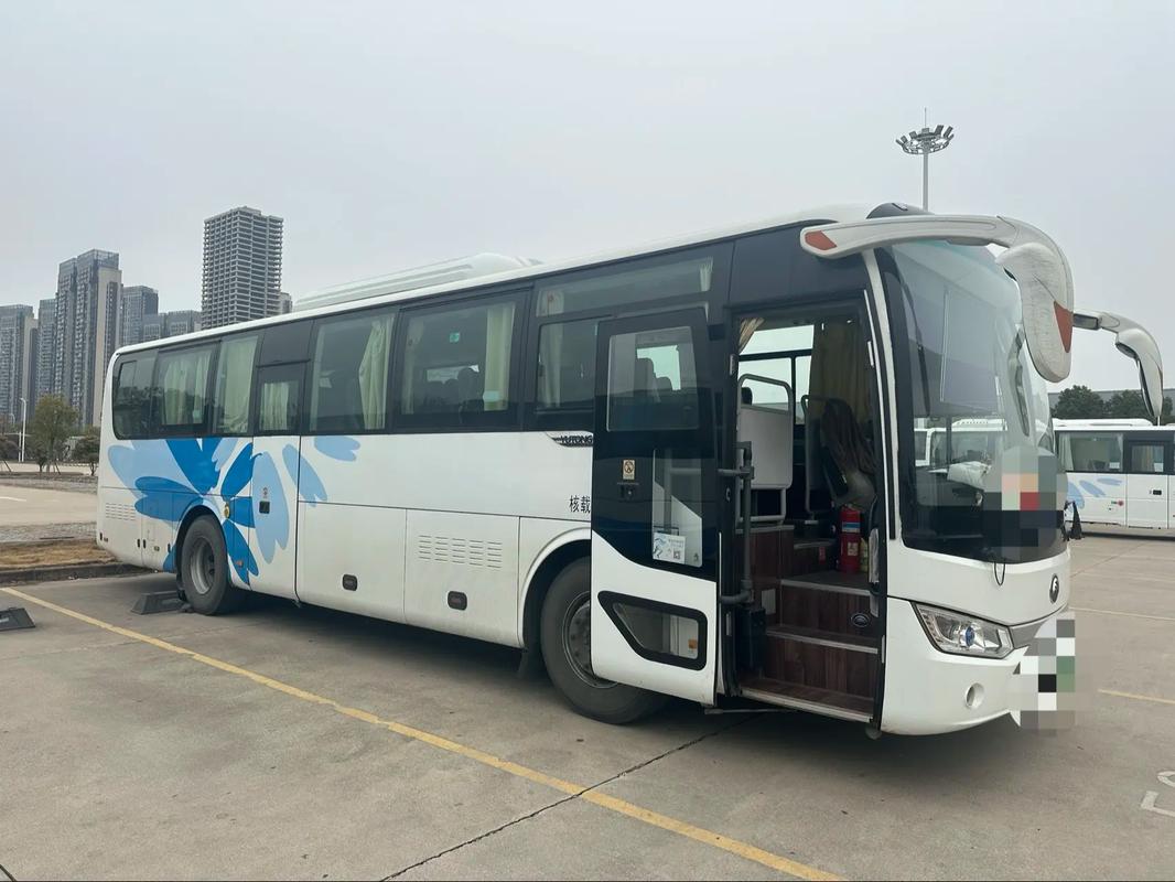 中型客车核载人数是多少/中型客车核载人数是多少人