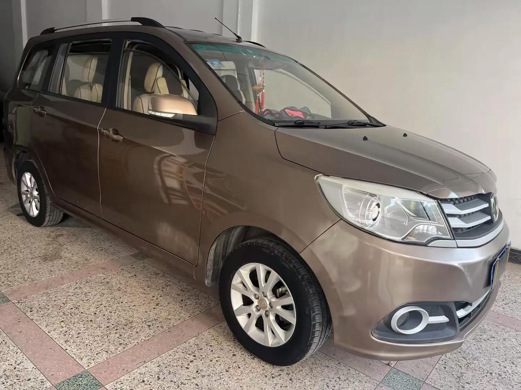 【华晨金杯价格及图片,华晨金杯轿车图片大全集】