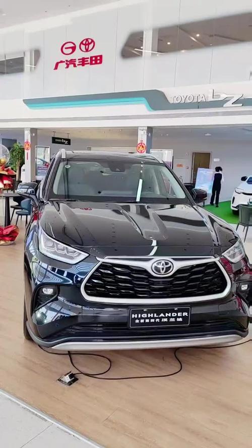 【丰田汉兰达7座报价及图片,丰田汉兰达七座2021款价格】