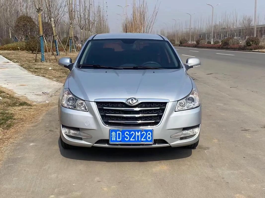 12年东风风神h30值多少钱 东风风神2012款h30自动尊尚型参数