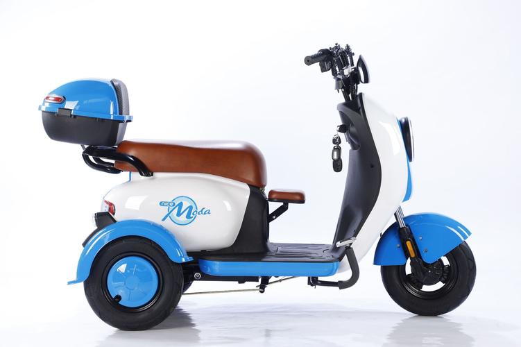 【70岁老人代步三轮电动车,70岁老人代步三轮电动车能上路吗】