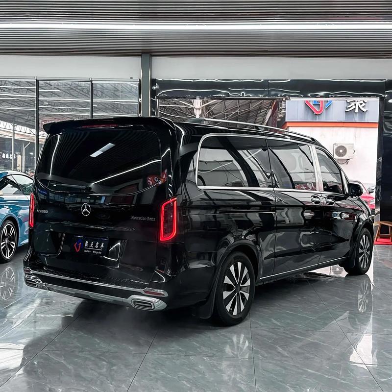 全国奔驰威霆最低价22万/全国奔驰威霆最低价22万是真的吗