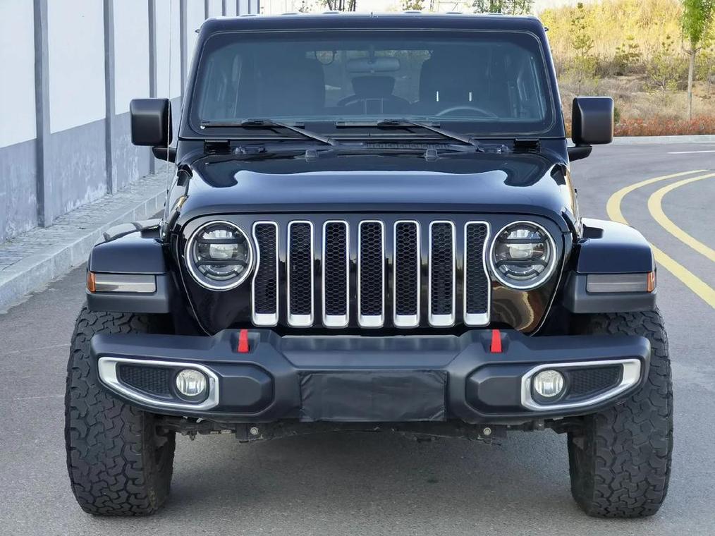 二十万左右越野车推荐/二十万左右越野车推荐男士