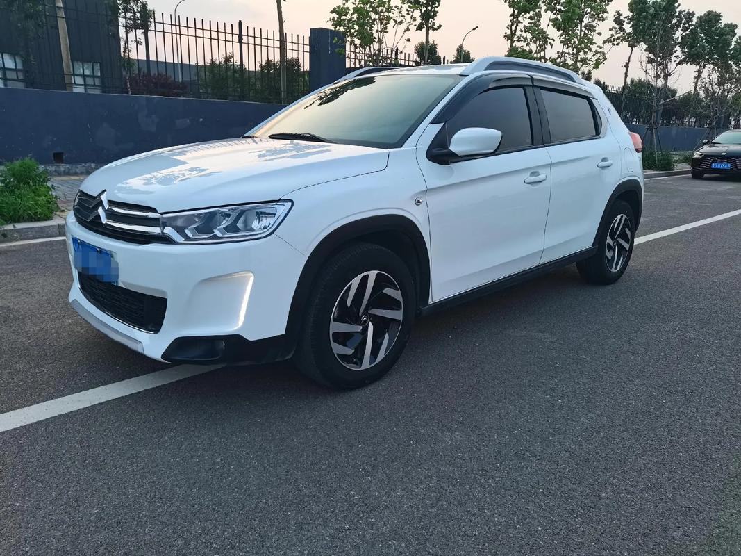 【雪铁龙c3xr二手车,东风雪铁龙凡尔赛c5x价格】