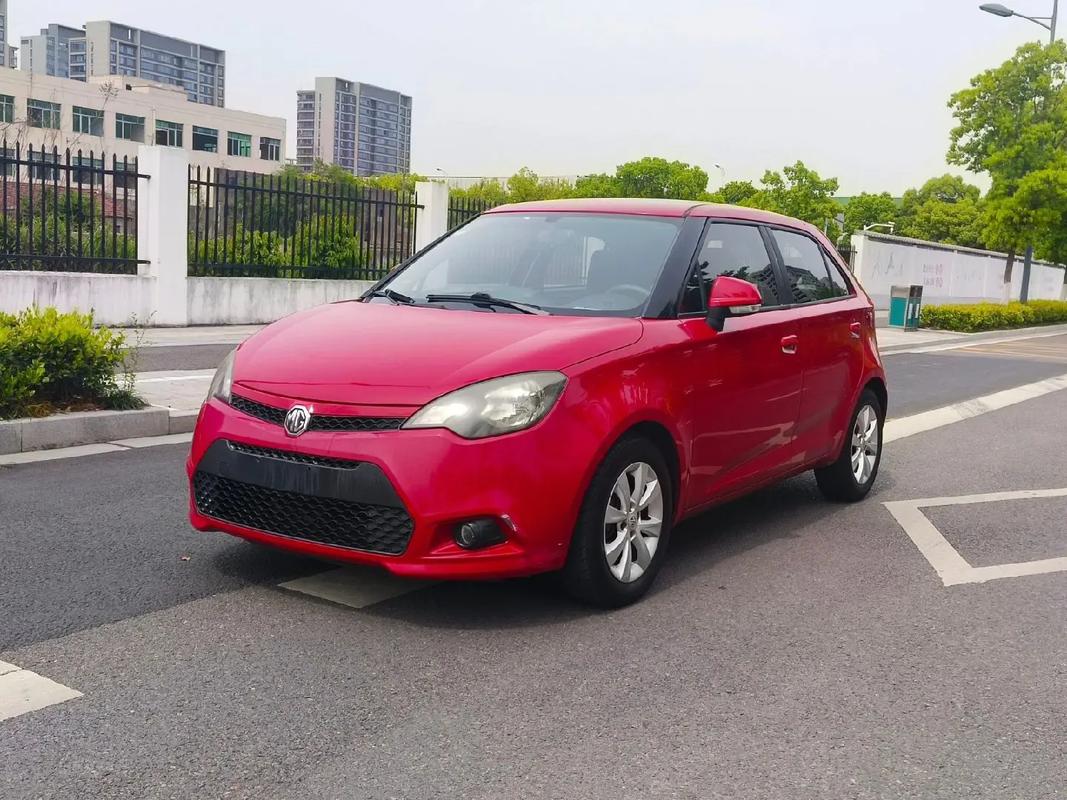 13年名爵3二手车价格 13年的二手名爵3多少钱