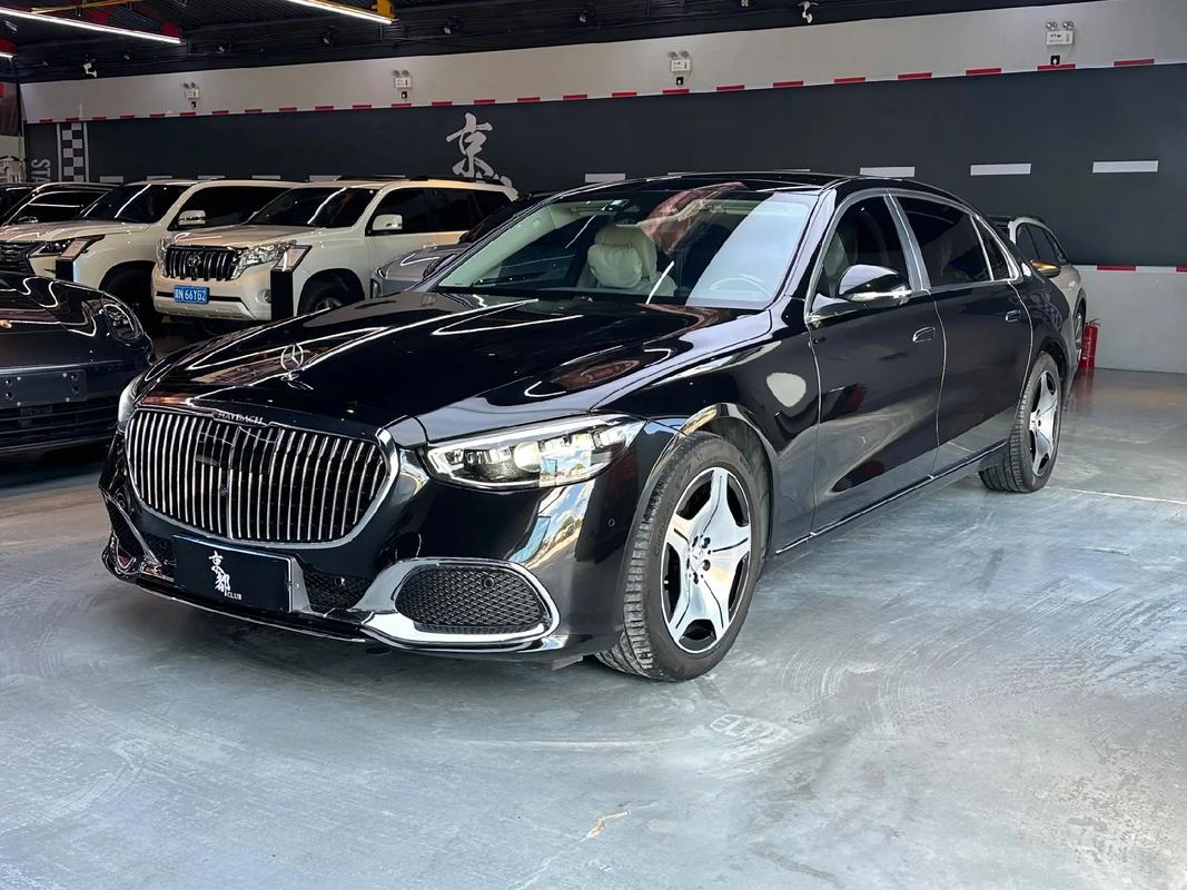 【奔驰s480迈巴赫,梅赛德斯奔驰s480迈巴赫】