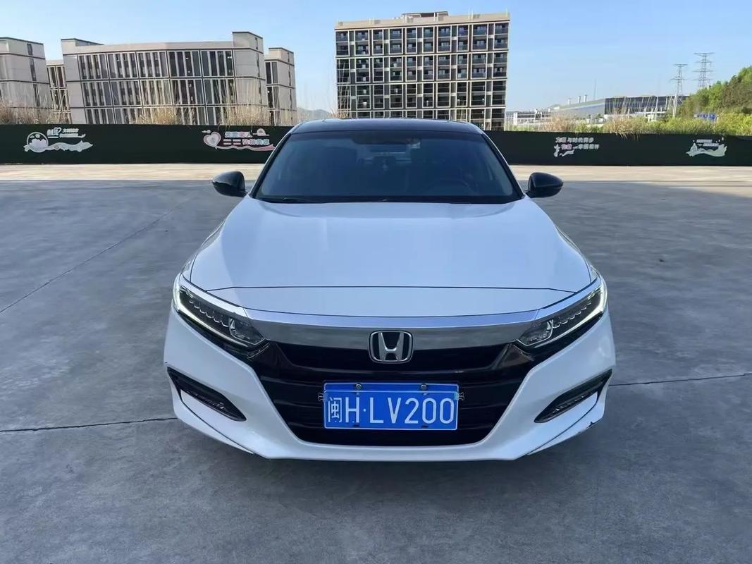 18款雅阁二手车价格,雅阁18款二手大约多钱