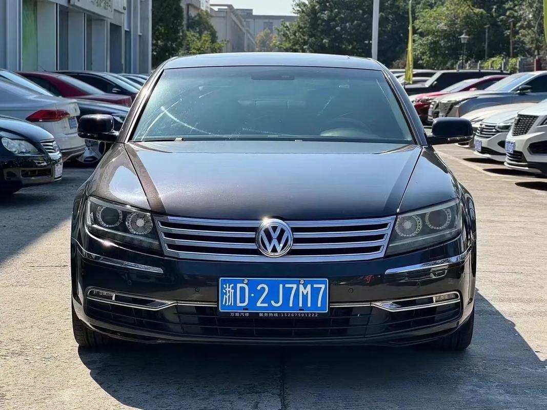 12年大众辉腾多少钱 12年大众辉腾多少钱一辆