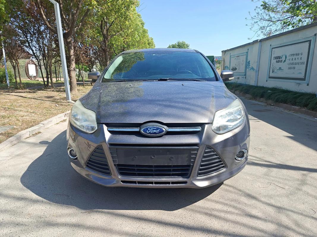 2012款福克斯怎么样/12款福克斯车型