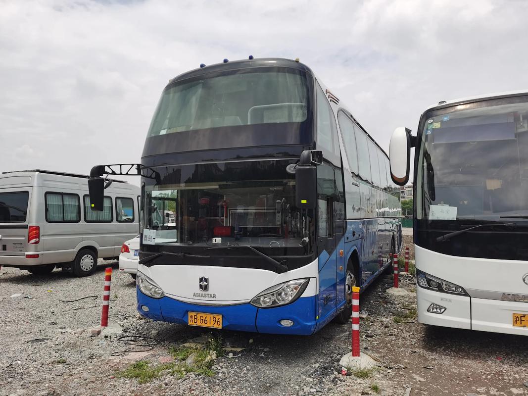 扬州亚星现在还在造客车吗/扬州亚星现在还在造客车吗多少钱