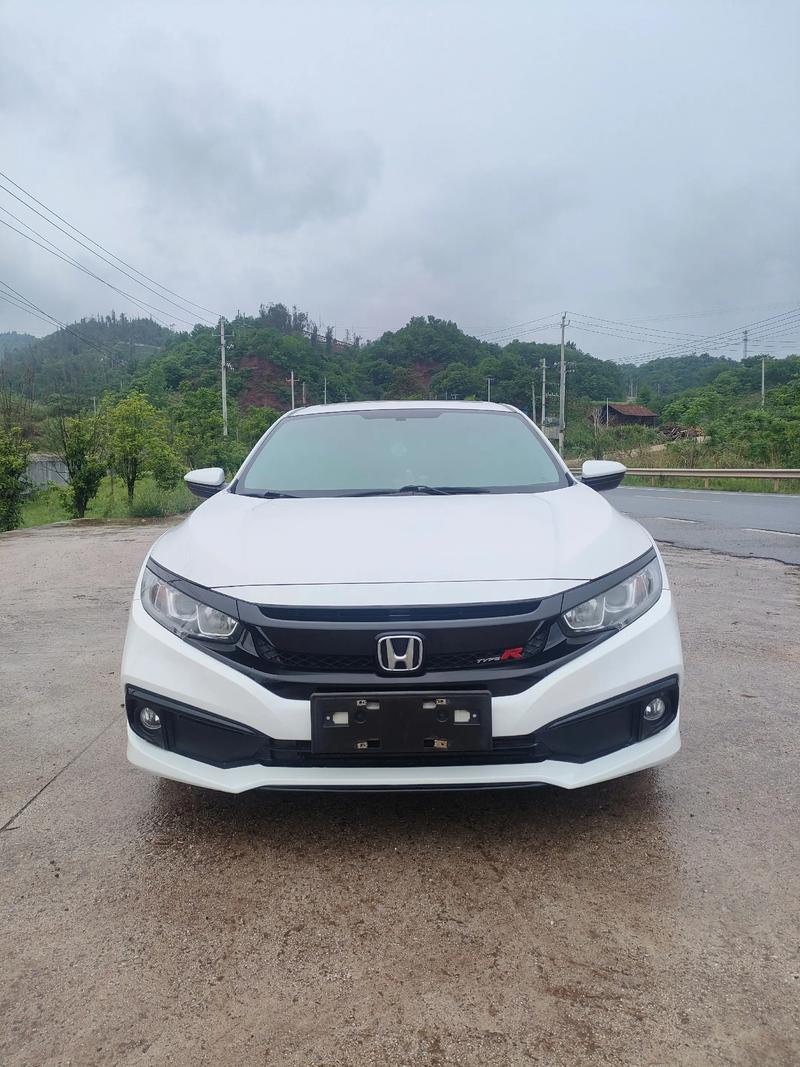 【本田思域图片2020款图片,本田思域图片2020款图片及价格】