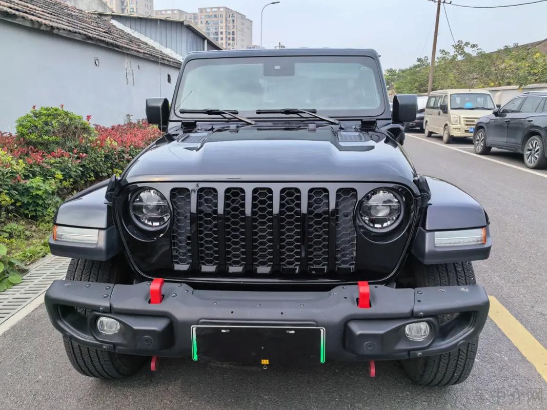 【牧马人越野车2022款报价二手,牧马人2021款报价及图片二手车】