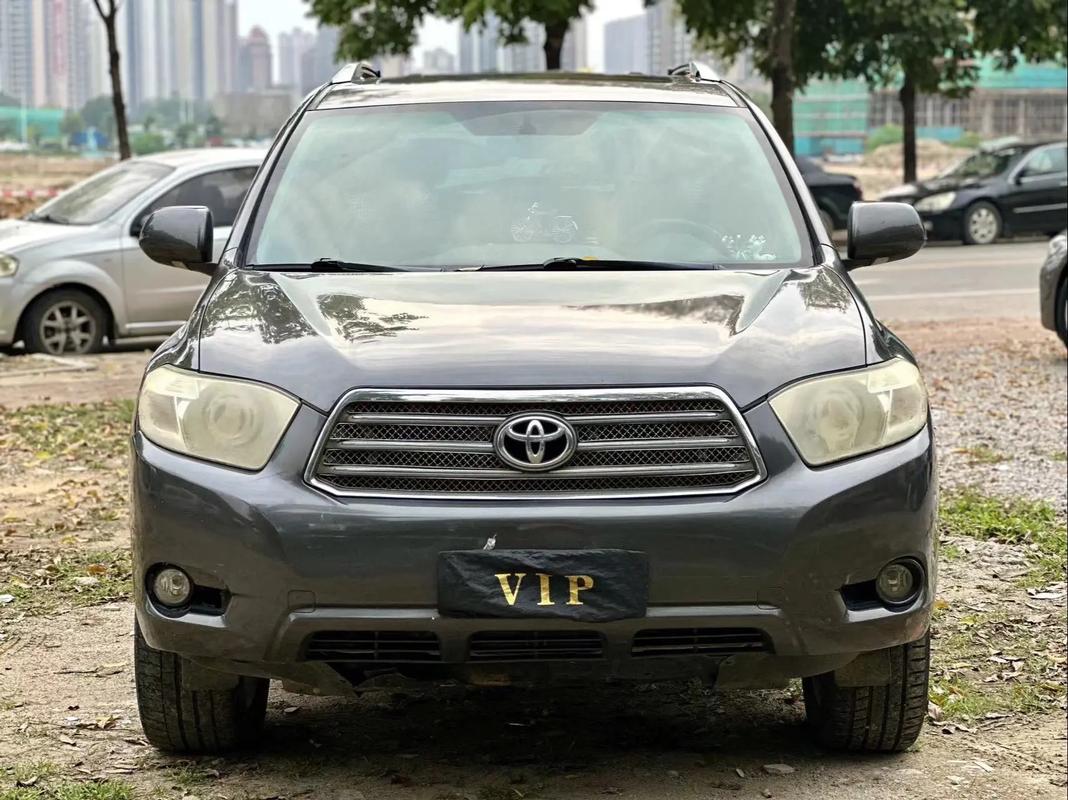 【二手车丰田汉兰达7座,二手车丰田汉兰达7座多少钱】