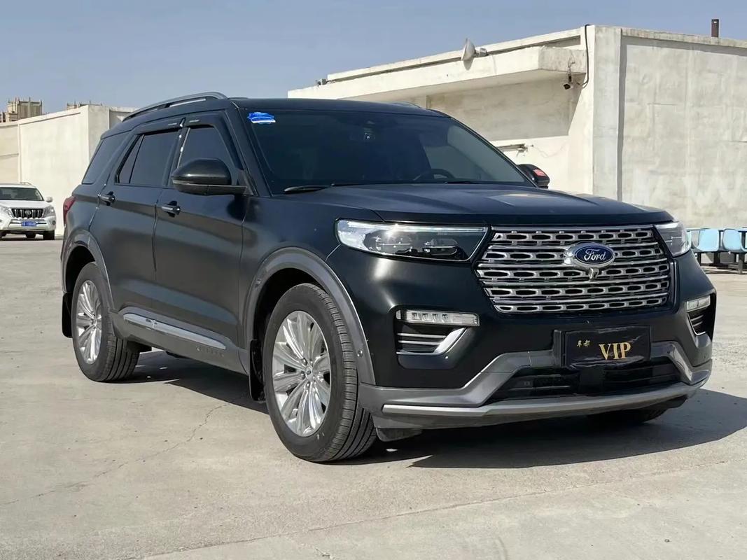 【2022款福特探险者报价及图片,福特探险者2020新款报价及参数】