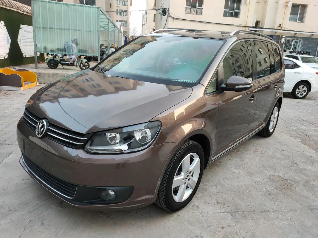 大众途安手动挡最低配多少钱,途安16手动5座手动挡最低配置