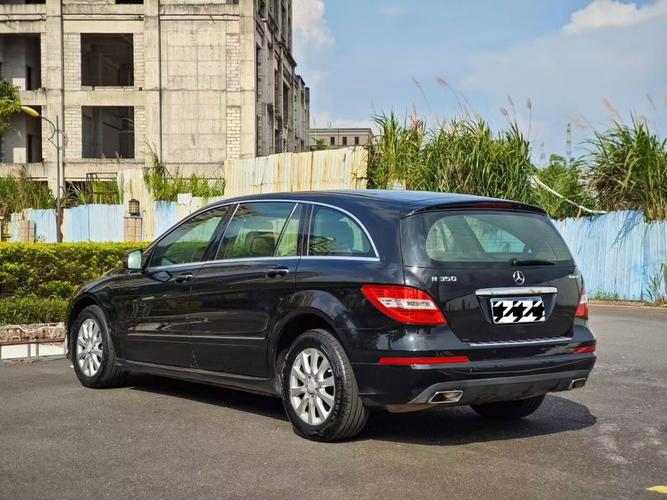 奔驰r级别,奔驰r级别车更新换代了吗