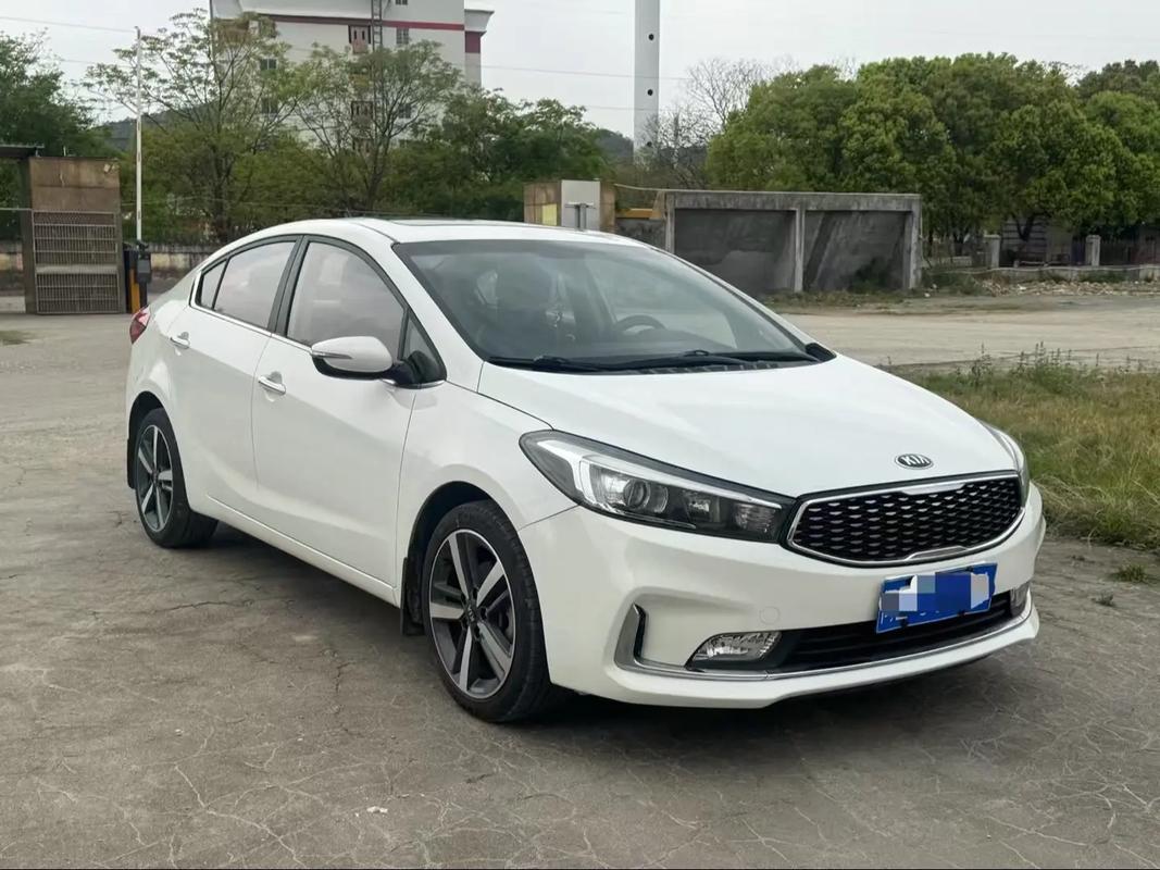 东风悦达起亚k3价格/汽车试驾预约