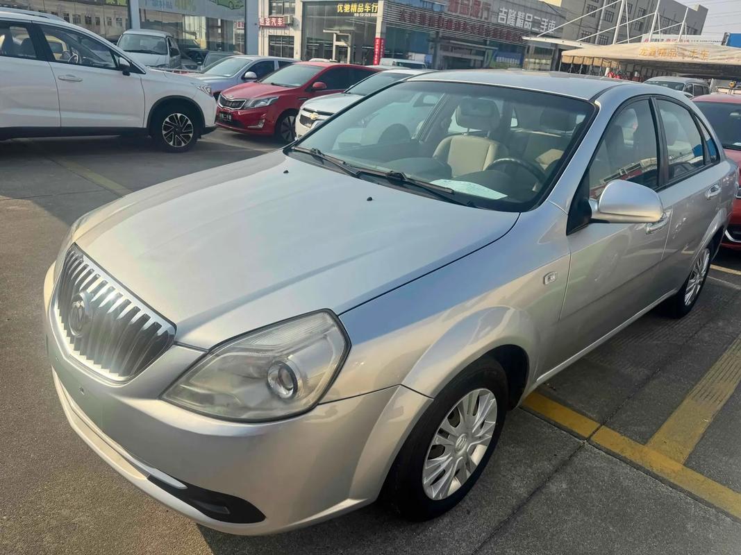 2016年凯越值多少钱/16年凯越15自动低配多钱