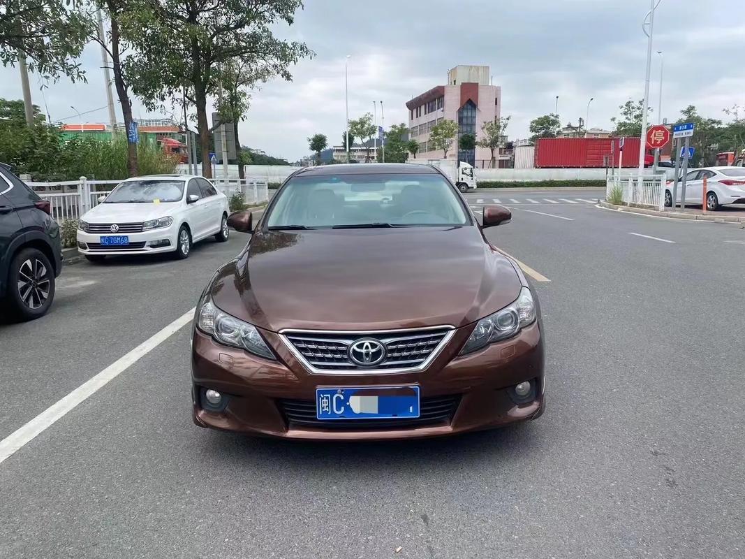 【2012款丰田锐志,2012款丰田锐志25V6风度菁英炫装版车耐用吗】