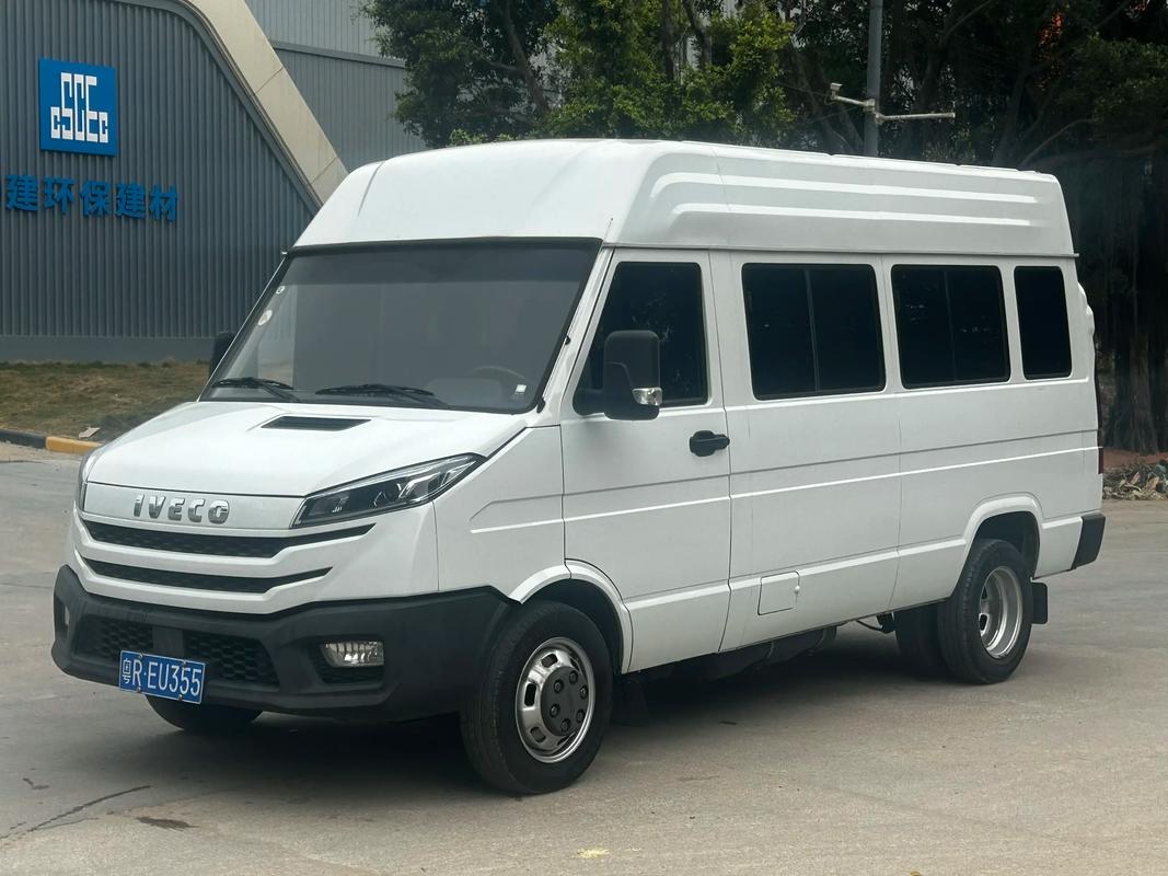 依维柯汽车7座报价,依维柯汽车7座报价金顺