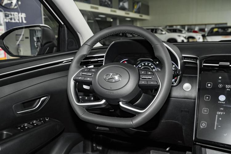 北京现代第五代途胜l图片,北京现代第五代途胜l内饰图片