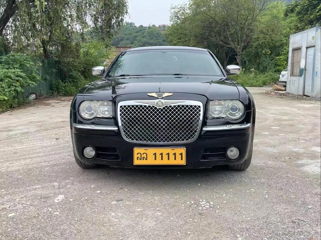 【08年克莱斯勒300c二手报价,08克莱斯勒300c二手值不值】