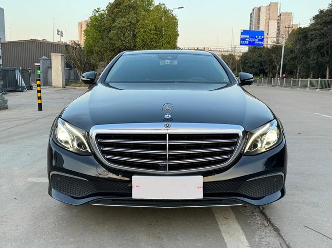 【北京奔驰e300l报价及图片,北京奔驰e300l报价及图片大全】